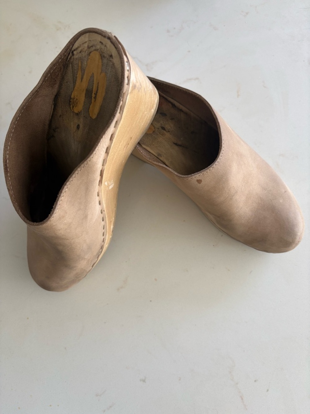 No. 6 Women’s Tan Leather Wedge Clogs - Picture 8 of 8